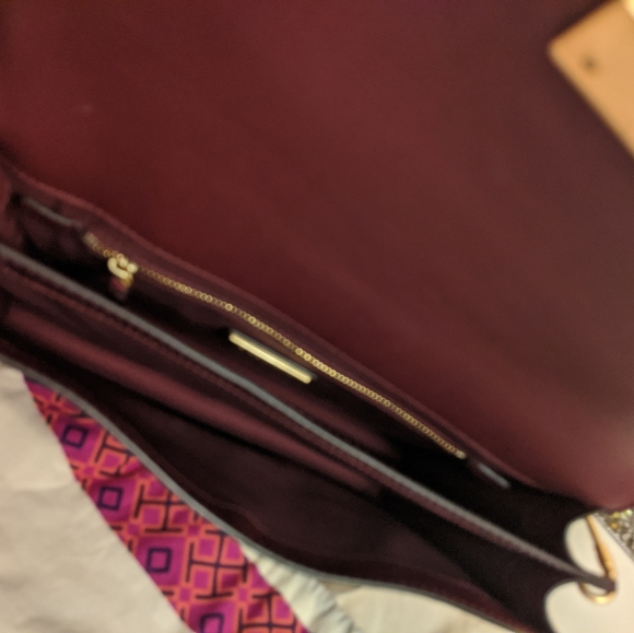 New Tory Burch maroon bag - Picture 4 of 7